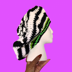 Black and White Swirl Beret